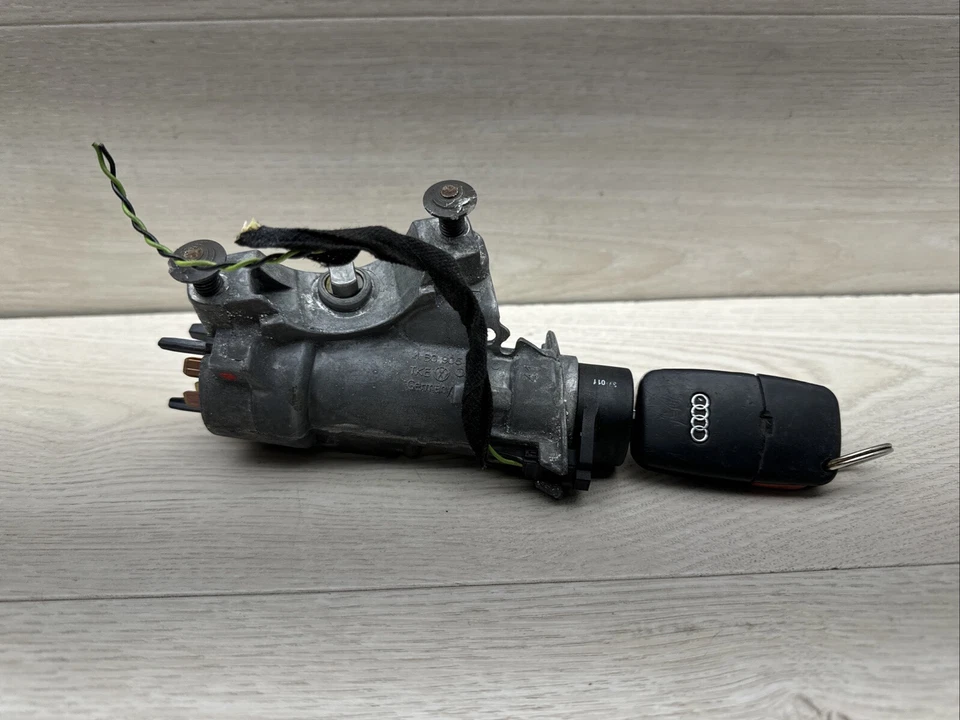 2000-2006 AUDI A6 IGNITION SWITCH LOCK CYLINDER W/KEY OEM - Image 2 of 4
