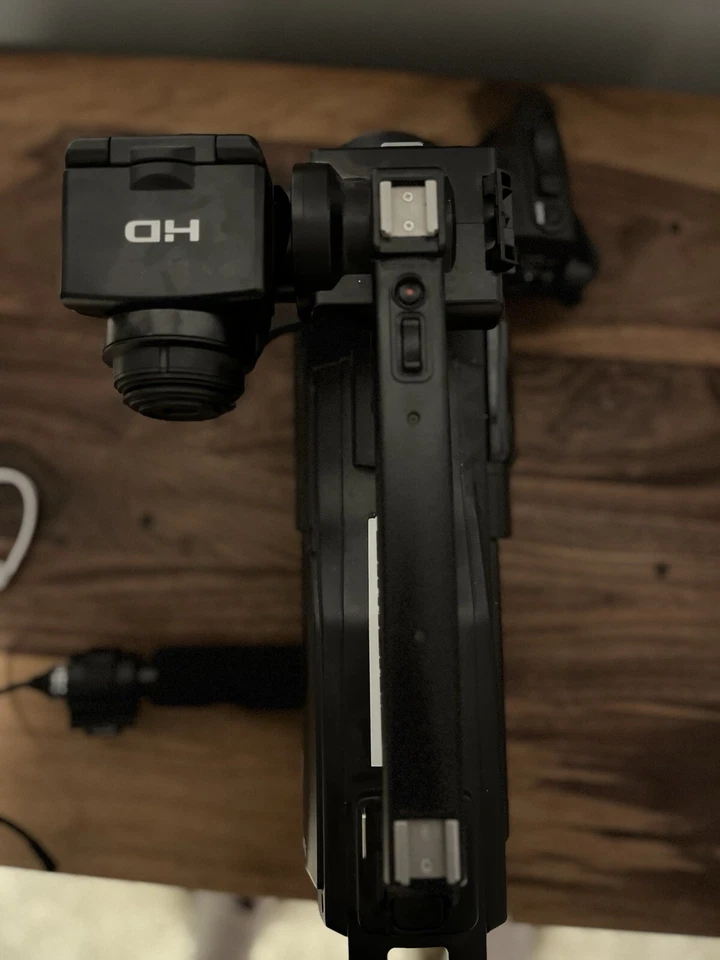 Sony Hxr-mc2500 ShoulderMount Avchd Camcorder - Image 4 of 4