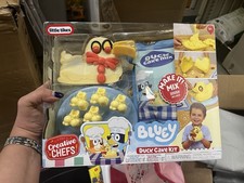 BRAND - Little Tikes Creative Chefs Bluey Duck Cake Kit toy Make-It Mix Dough