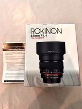 Rokinon  85mm 1.4 Full Frame Lens for Nikon with lens caps + hood