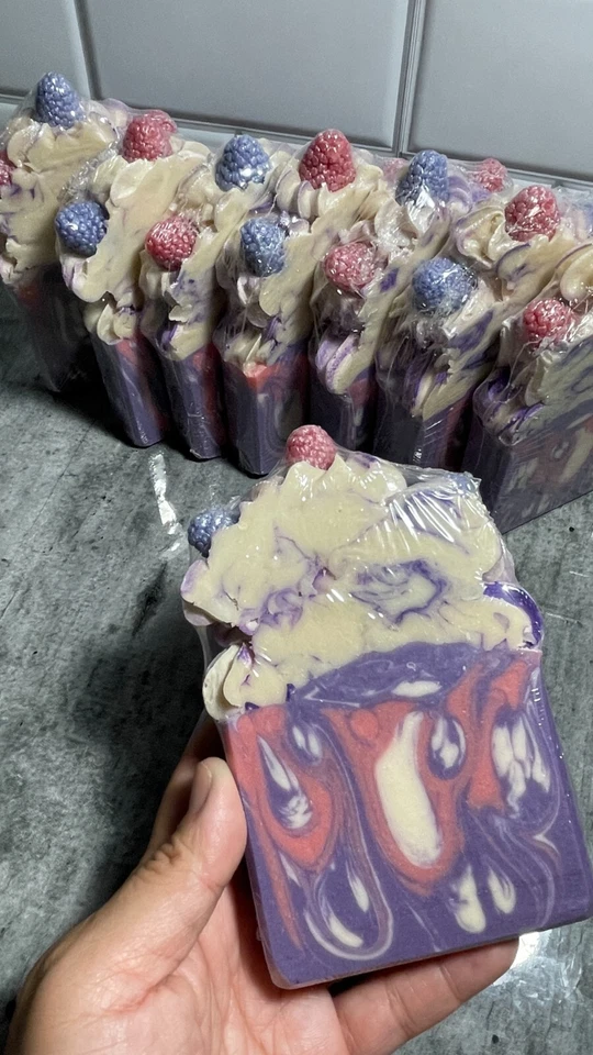 Handmade Black Raspberry Vanilla Soap Gift Scented Cold Process Soap Bar 8.5oz - Image 4 of 4