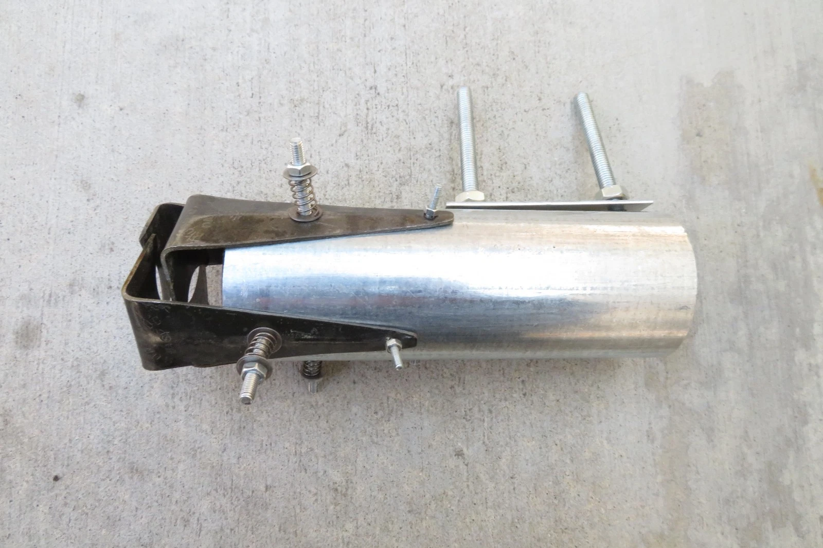 Sugarcane Skin Peeler Scraper Knife Pipe Mount Spring Loaded - Machine , FAST