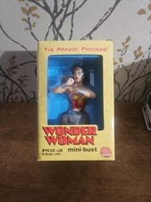 Wonder Woman Amazon Princess Mini-Bust Statue DC Direct Comics Amricons