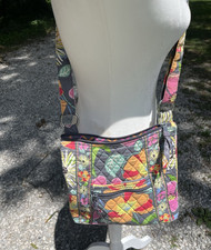 Vera Bradley Multicolor Floral Crossbody Bag Zip Closure Pockets