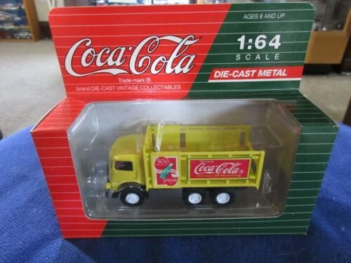 可口可乐 1:64 比例压铸赛车