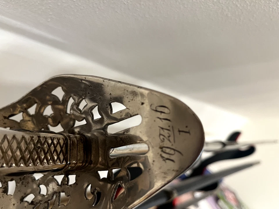 Original 1904 Austrian Cavalry Officers Sword. Unit & Initials on Top Pommel - Image 3 of 4