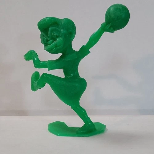 Nutty Mads Gutterball Annie