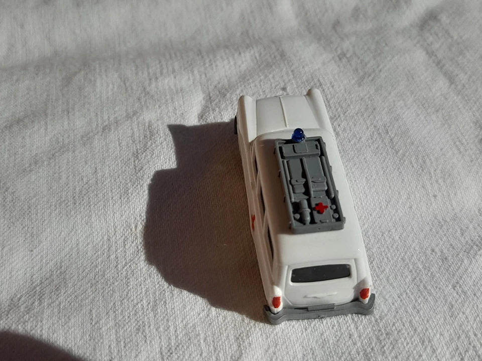 WIKING 1/87 HO 'OPEL CARAVAN AMBULANZA'   VEDI ESCRIZIONE - Immagine 3 di 4