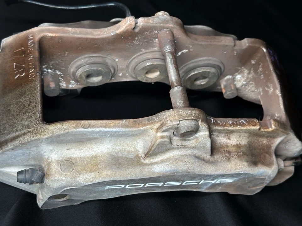 Pinça dianteira direita Brembo 17ZR Porsche Cayenne Audi Q7 VW Touareg - Imagem 2 de 4