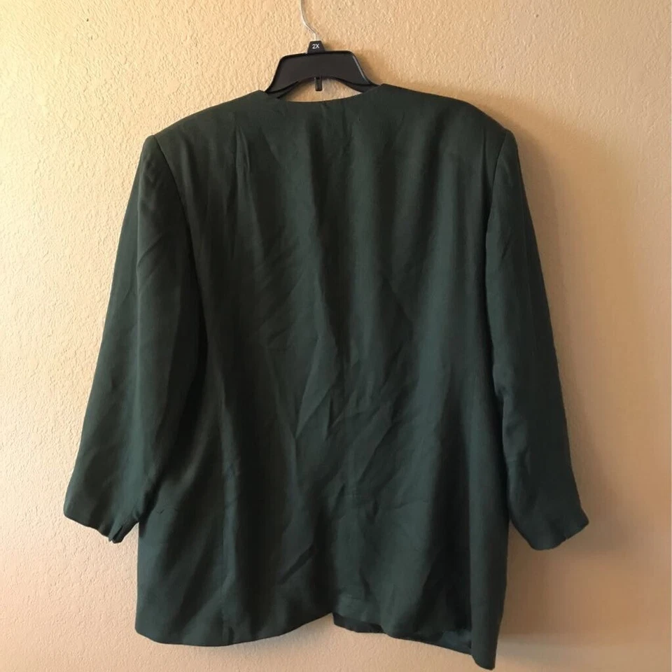 Jaqueta Saville II Feminina Blazer Verde Rayon 2 Bolsos Manga Longa Plus 24 - Imagem 4 de 4