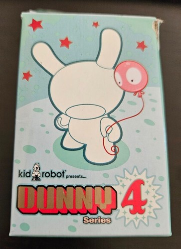 Kid Robot Dunny series 4 Dupac Hug Life by Nico Berry 1/24 - Picture 9 of 13