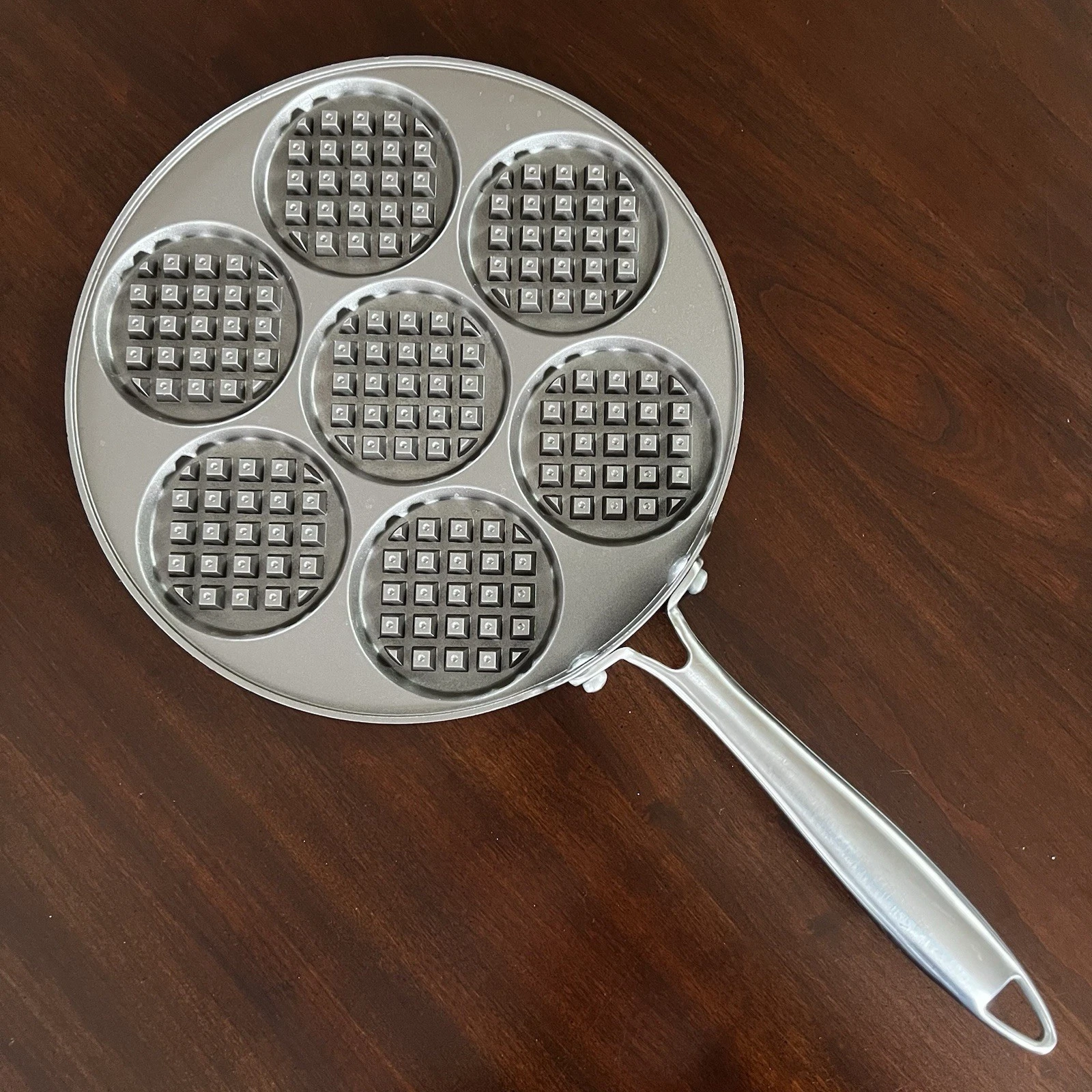 Nordic Ware Round Mini Waffled Pancake Griddle Pan Skillet Silver Dollar Waffle