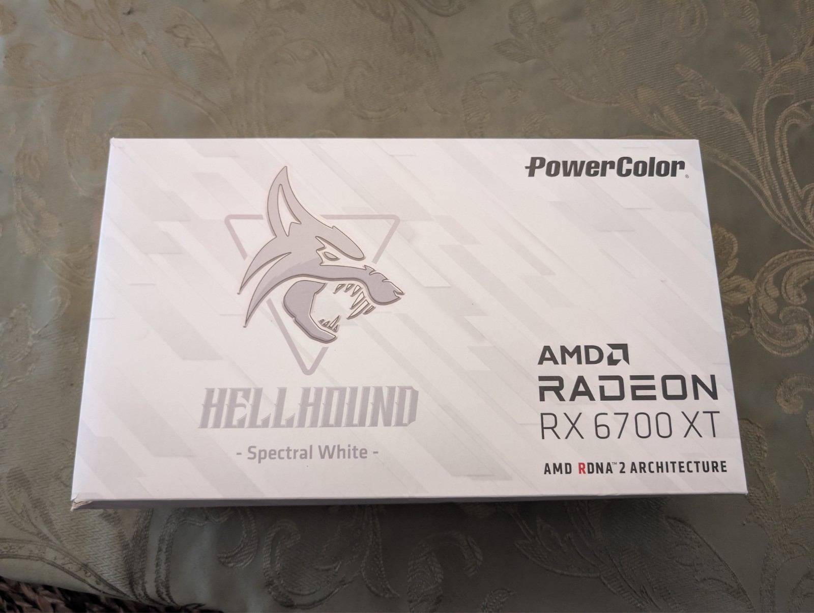 PowerColor HellHound White AMD Radeon RX 6700 XT - 12GB - Excellent ...
