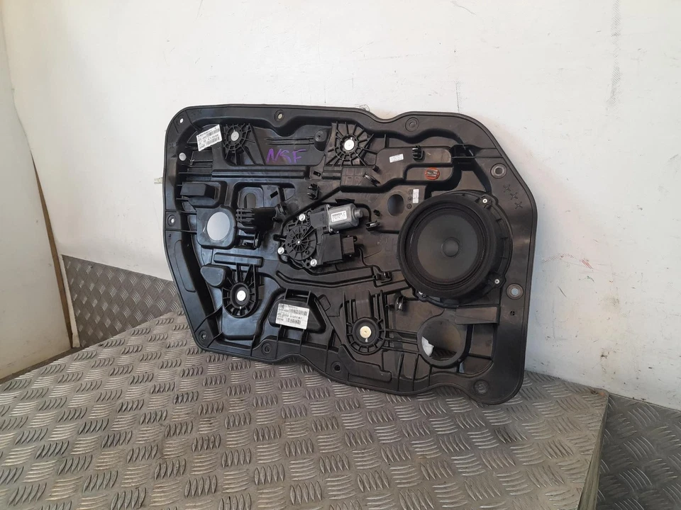 KIA CEED Mk2 2012-2018 Left Passenger N/S Front Window Regulator 82470A2330 - Image 3 of 4