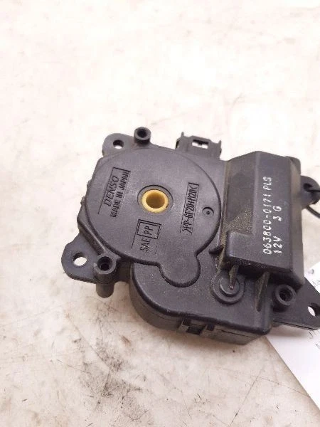 2006 Lexus GS300 AC Amplifier 063800-0171 - Image 2 of 4