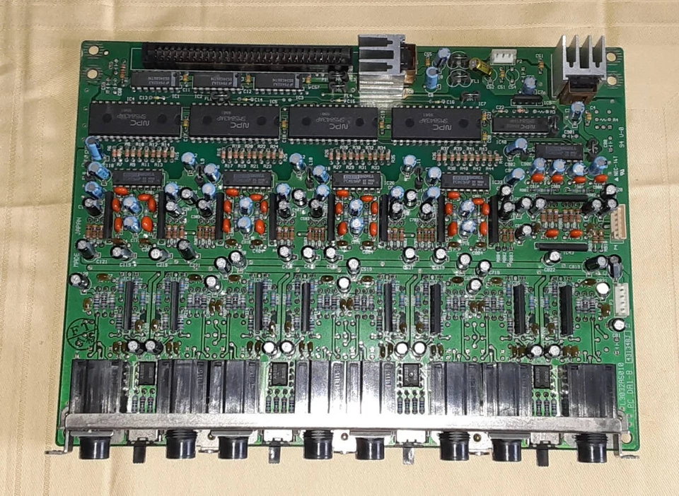 Akai DR16 8-Kanal-Analogausgangskarte PC DA1-8 (1 ~ 8) Ausgang (L3032A5010) F... - Bild 3 von 3