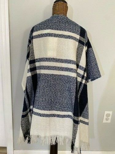 MADISON LILLY - BLUE WHITE FRINGE HEM PONCO CARDIGAN - L - Picture 2 of 4