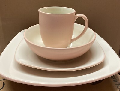 Noritake Colorwave Pink  4-Piece Place Setting Square 5112 @