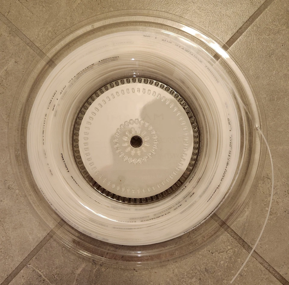 Carrete de tripa sintética Mayami (1,25 mm) - cuerda de tenis - 200 m/660 pies Foto 3 de 3