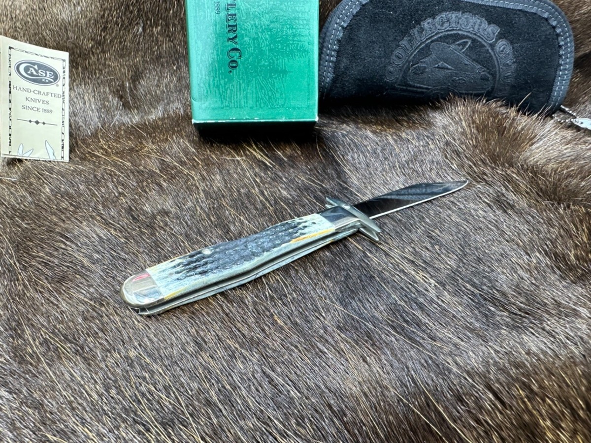 Case 2002 Collectors Club Cheetah Knife Moss Bone Handles Case 2002 Collectors Club Cheetah Knife Moss Bone Handles
