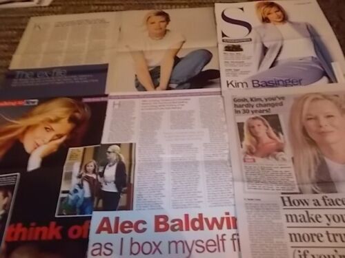 KIM BASINGER  CELEBRITY  CLIPPINGS PACK     GOOD CONDITION - Foto 1 di 1