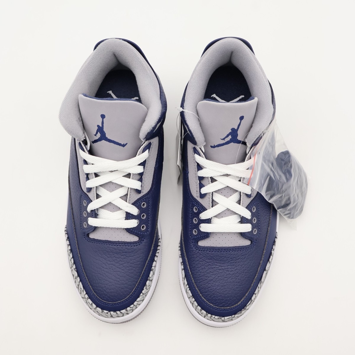 シューズ(男性用) Air Jordan 3 Midnight Navy Georgetown Amazon.com | Jordan Mens Air 3 Retro CT8532 401 Georgetown
