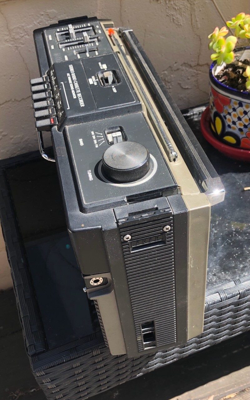 JVC RC717L Vintage Boombox Ghettoblaster Cassette New Belt! See