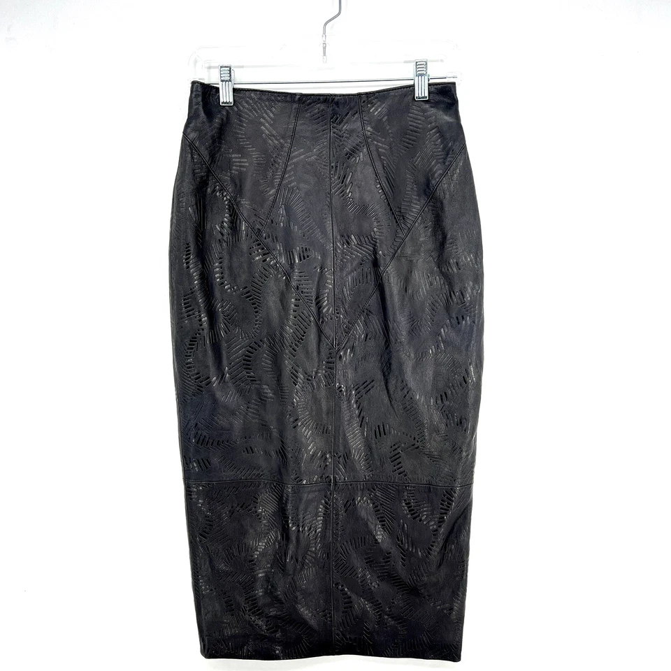 Falda Midi Lora Vintage Cuero Negro Detalle Repujado Talla 38 Hecha en Israel Foto 2 de 4