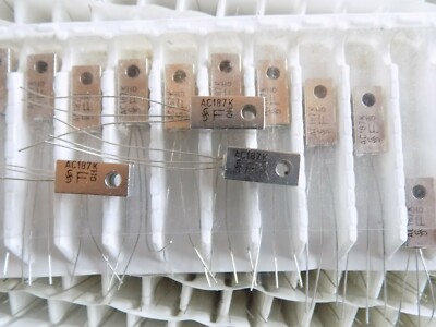 1x AC187K SIEMENS GERMANIUM NPN TRANSISTOR  HFE 100  ,150