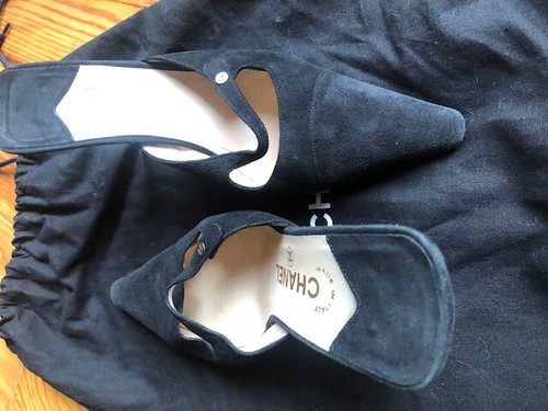 Chanel suede/leather pumps size 36 1/2 excellent used condition no scratches - Picture 3 of 4