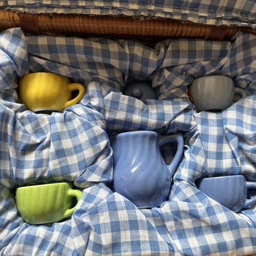 PORCELAIN CERAMIC Mini Tea 4 Piece Place SET & WICKER PICNIC BASKET & Cloth Used - Picture 4 of 12