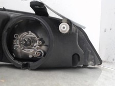 Feu avant (phare) Mitsubishi SPACE STAR