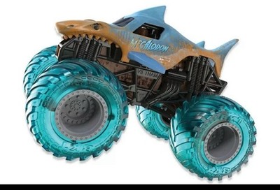 MONSTER JAM MEGALODON MONSTER WASH & 1:64 MONSTER TRUCK PLAYSET
