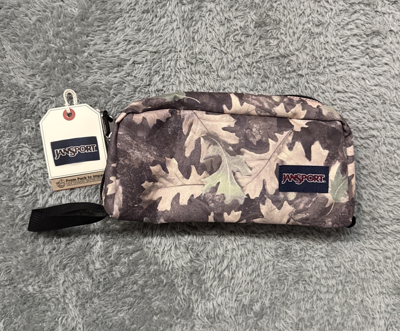 Jansport Perfect Pouch  2.5L  Woodland Camo  NEW