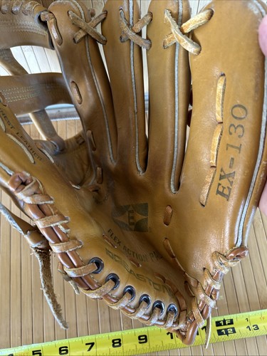 Vintage Easton EX-130 13" Fielders Glove Baseball Softball RHT Leather - Picture 4 of 11