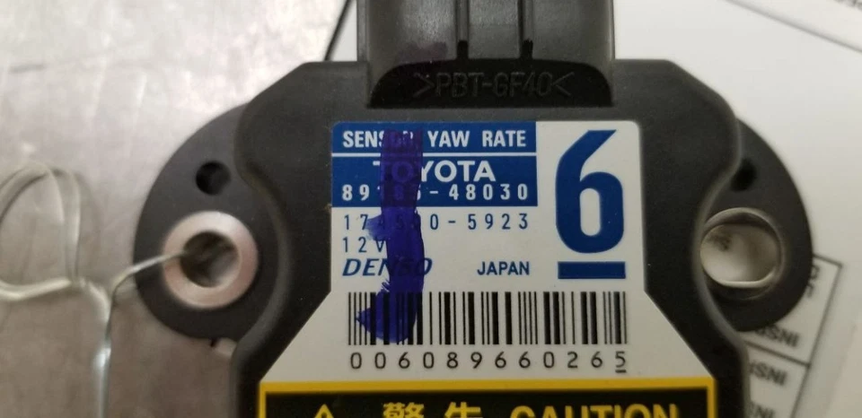 14 2014 Toyota Tacoma OEM estabilidad guiñada módulo de control de velocidad Foto 3 de 4