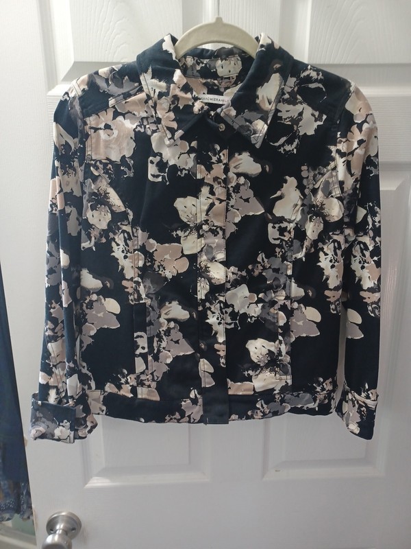Isaac Mizrahi_Live! SMALL Denim Classic Jacket 