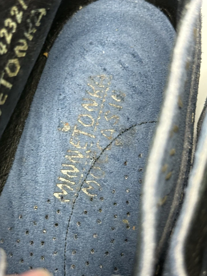 Botines/mocasines de gamuza azul Minnetonka para mujer talla 11 con inserciones Foto 4 de 4