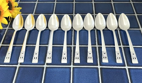 Set of 10 Oneida Community Silverplate CORONATION Teaspoons mono "Y" 1936