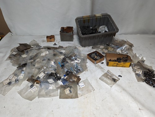 Large lot of Morse offset and coupler links, 35, 41, other chain parts