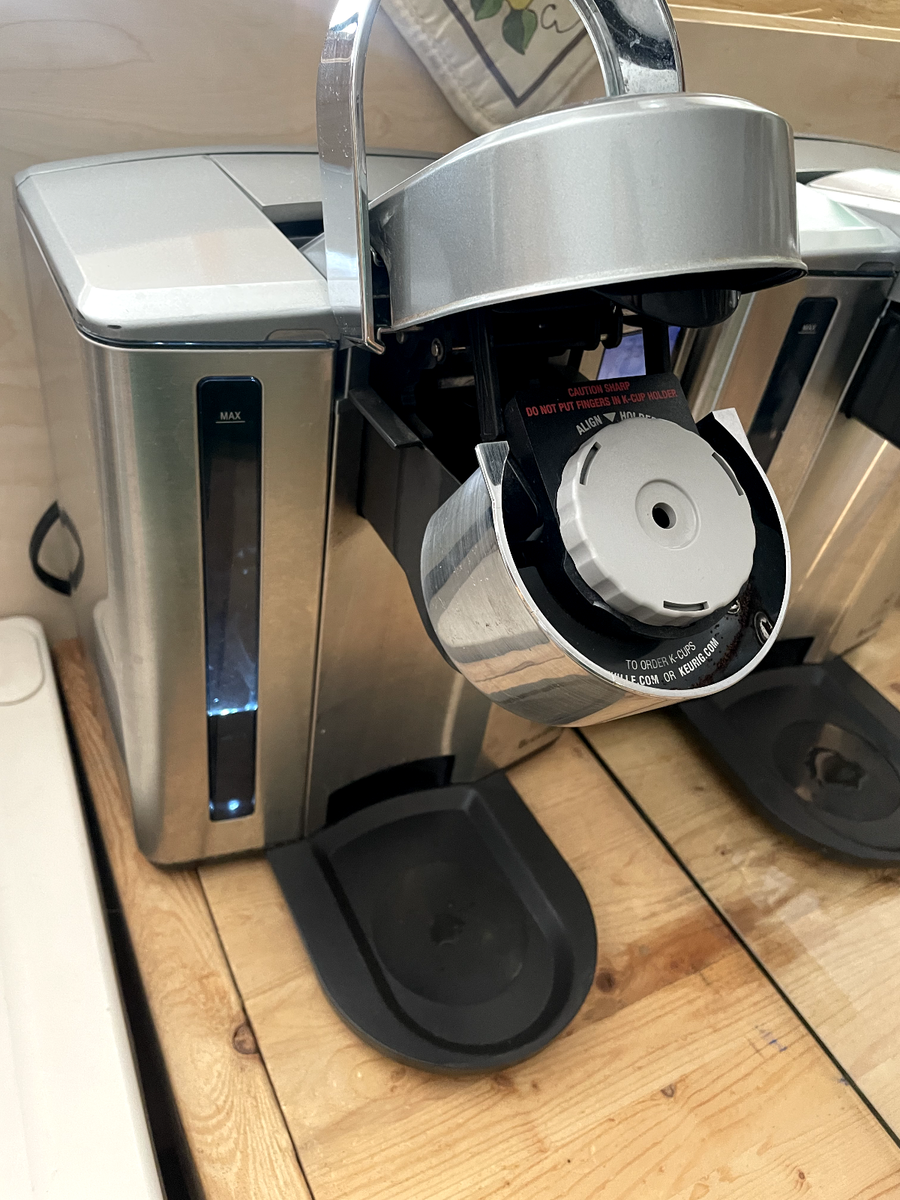 TWO (2) Breville Gourmet K-Cup style Coffee/Tea/Water Brewers, Model  #BKC600XL | eBay