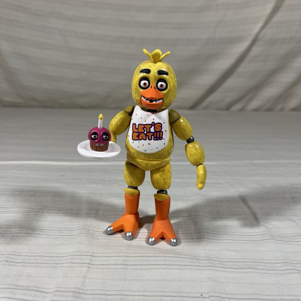 Five Nights at Freddy's Chica Cupcake Funko 2016 Spring Trap Build