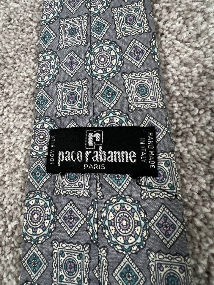 Corbata de diseñador Paco Rabanne para hombre medallón geométrico de seda hecha a mano Italia Foto 3 de 4