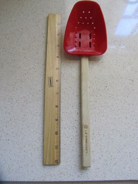Le Creuset Gourmet Slotted Silicone Spatula Red