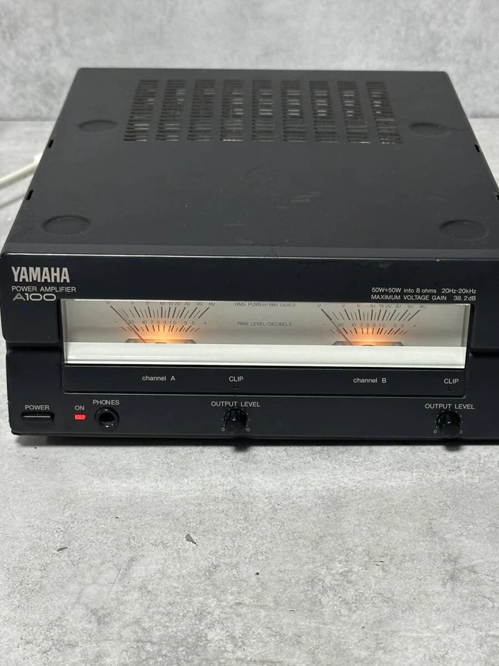 Yamaha A100 Vintage Stereo Power Amplifier Compact 2-Channel Tested Japan - Image 2 of 4