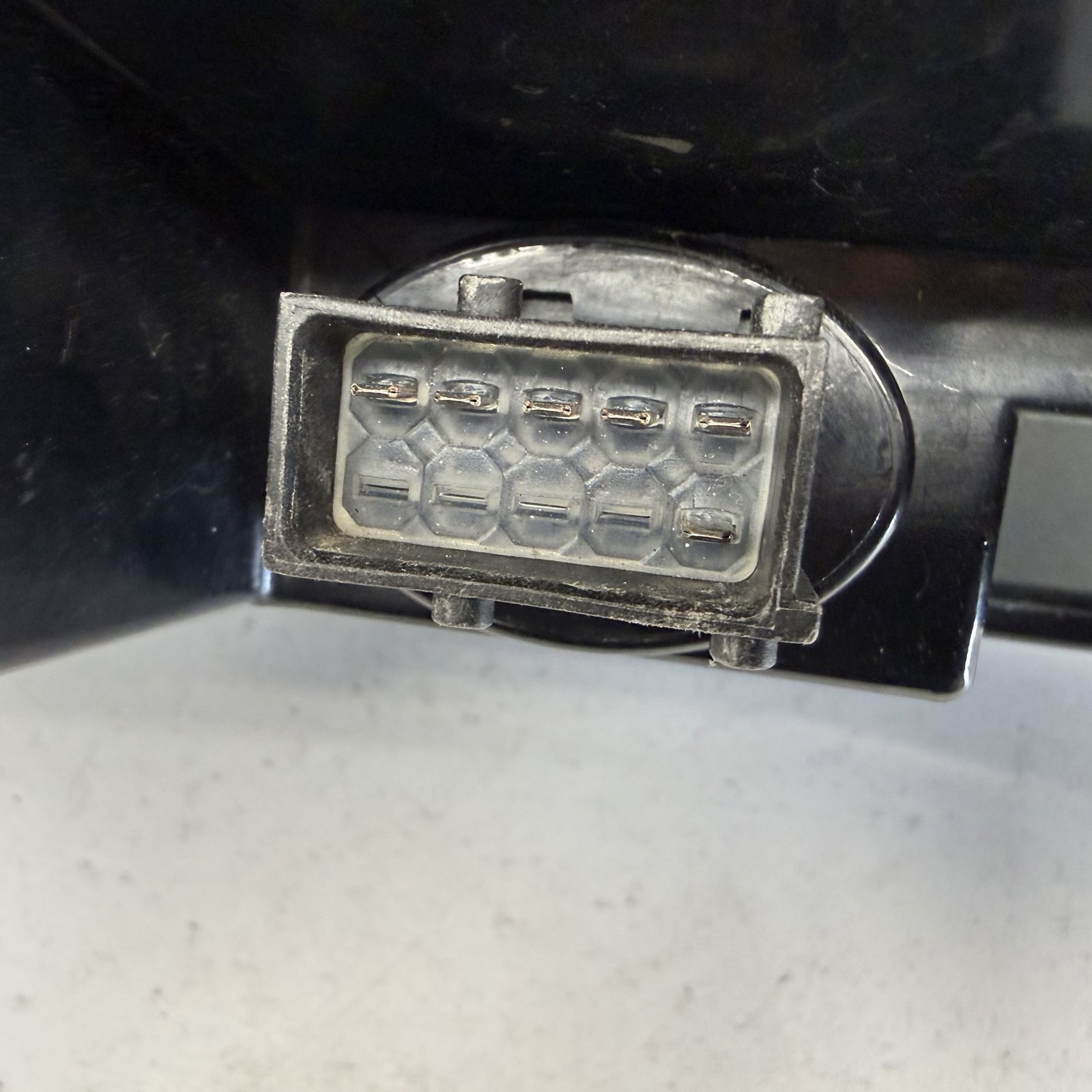 Aston Martin V8 Vantage 2006-2017 Rear Left Light lens
