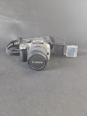 Canon EOS Digital Rebel XT 8MP DSLR Camera EF-S 18-55mm Zoom Lens Charger TESTED