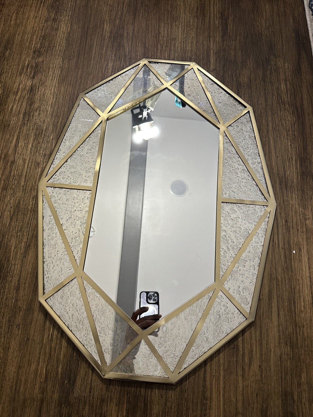 Picture 1 of 4