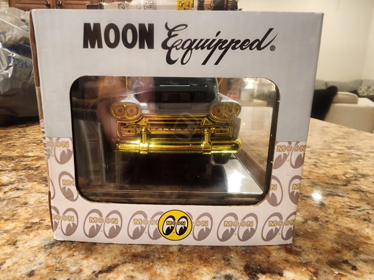 1:24 M2 Machines 1958 Chevrolet Apache Cameo Moon Speed Shop