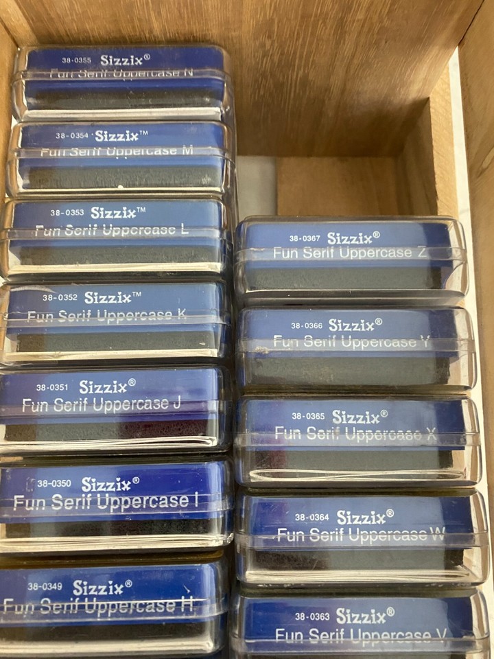 Sizzix AZ Fun Serif Uppercase Decorative Papercraft DieCut Shapes Set
